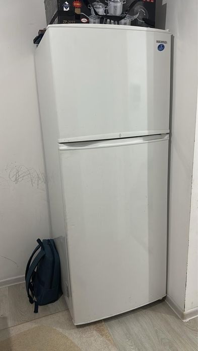 Холодильник Samsung