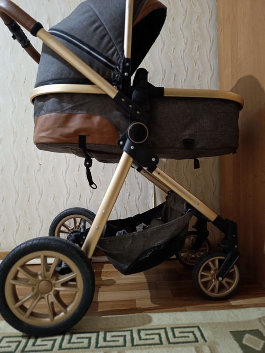 Коляска продается!
