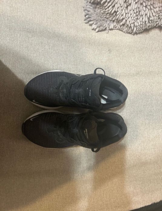 Nike runner marime 42.5