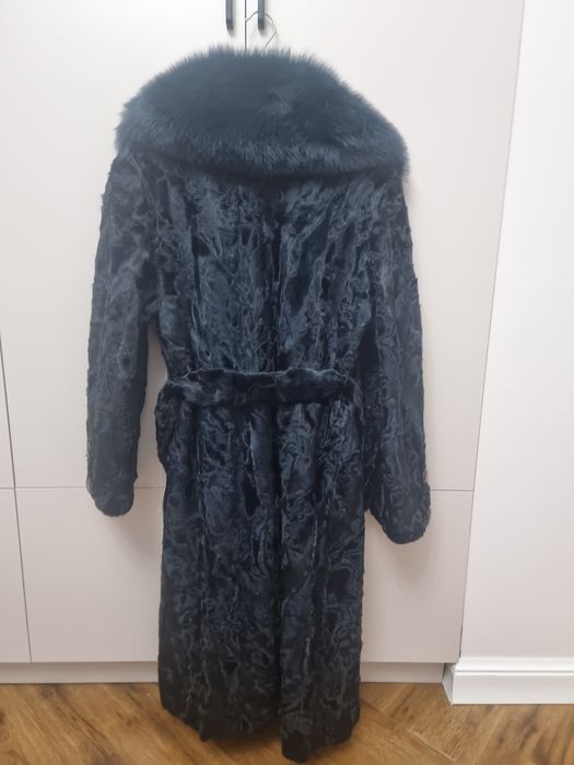 Натуральная Шуба из каракульчи