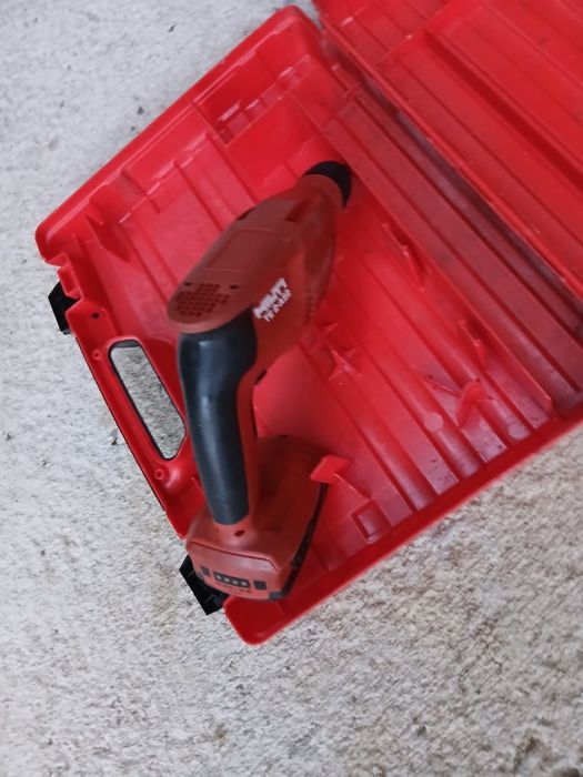 Акумулаторен перфоратар Hilti 22волта