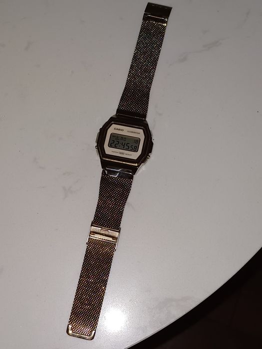 Лимитированные часы от Casio