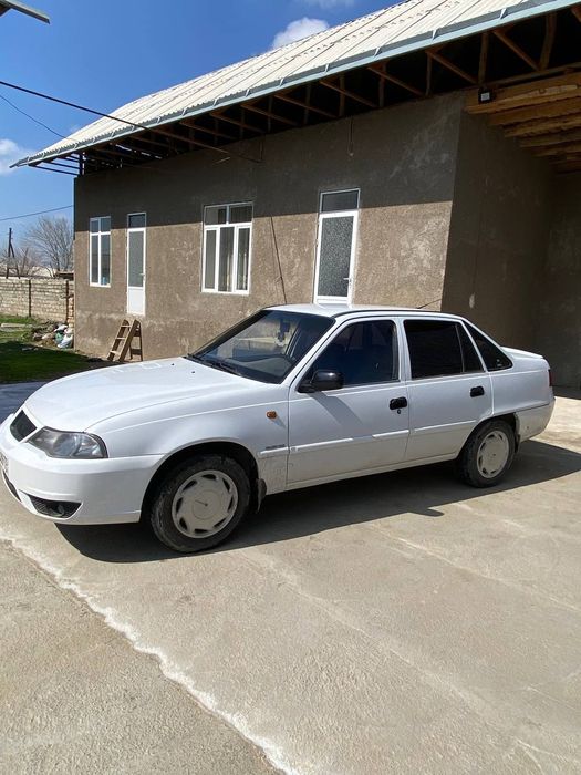 Nexia 2 Srochno sotiladi