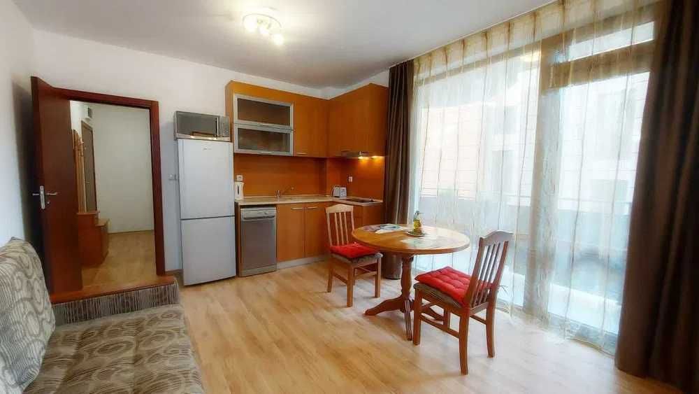 Дава се под наем Двустаен апартамент в Свети Влас - 70 кв.м за 300 € - Снимка #5