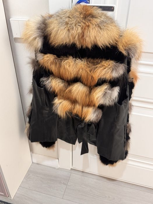 Жилетки мех лиса