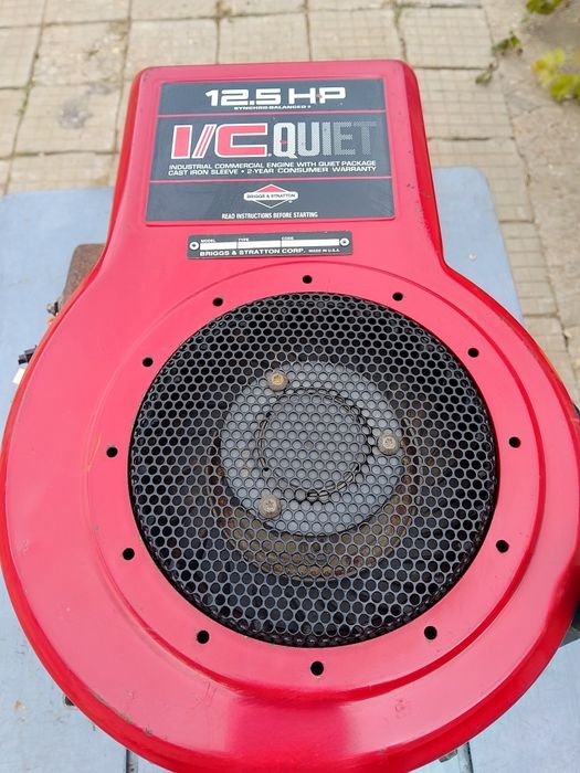 Двигател Briggs& Stratton 12.5hp