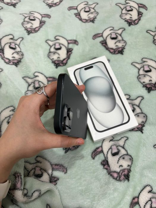 Срочно продам Айфон 15