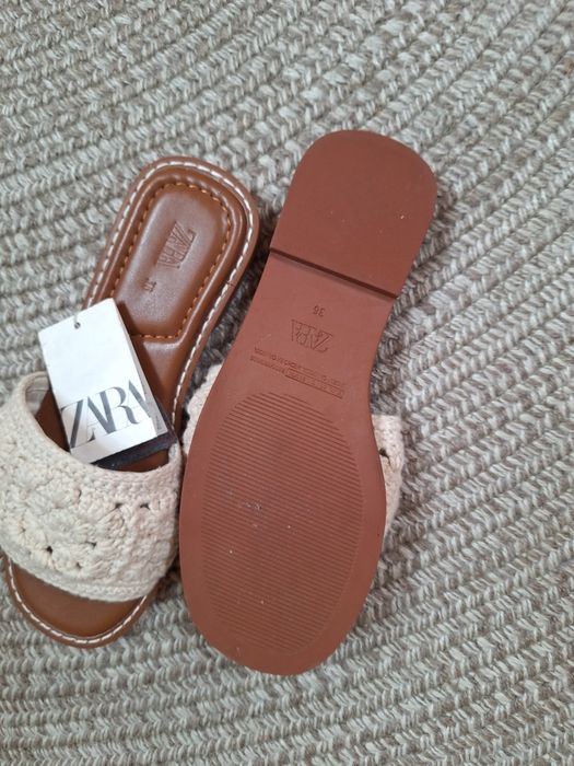 Papuci /flip flop 36/37 zara