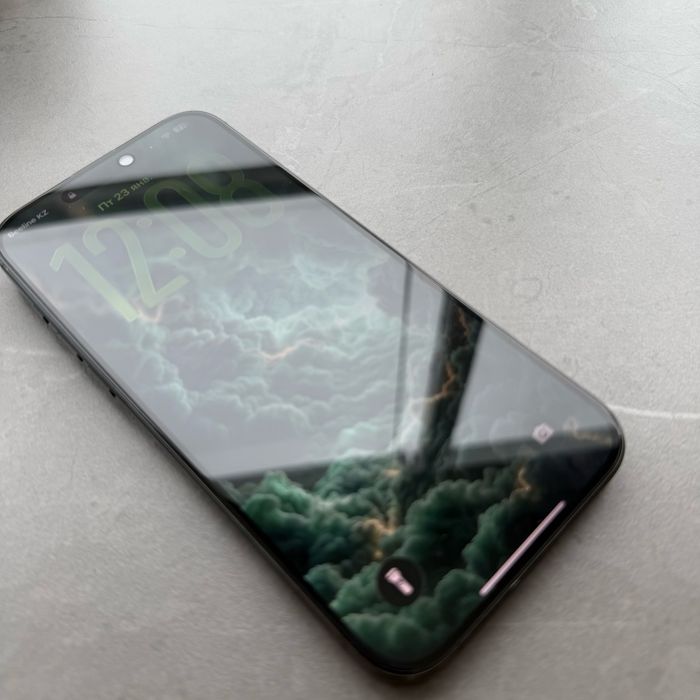 Продам iphone 16 pro max 256gb