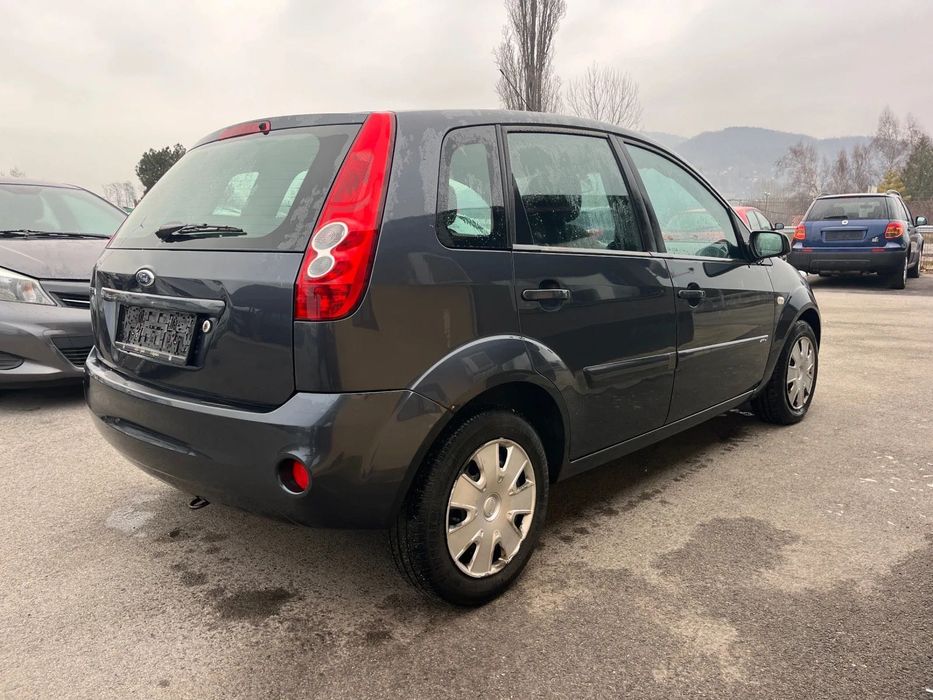 FORD Fiesta на части