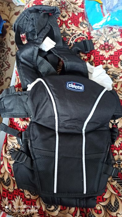 Детский кенгуру в хорошем состоянии