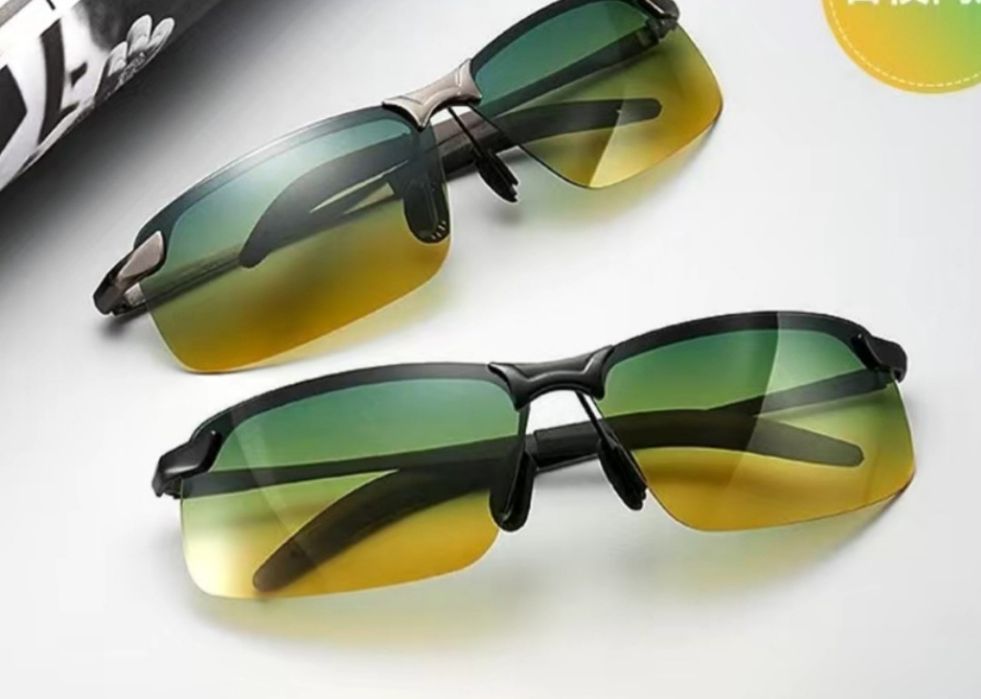 Очки солнцезащитные новые в упаковке