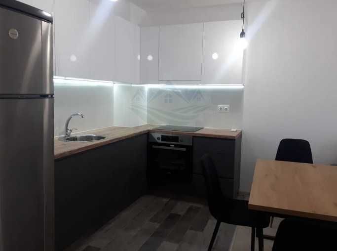 Дава се под наем Тристаен апартамент в Пловдив, Мараша - 89 кв.м за 346.8 € - Снимка #1