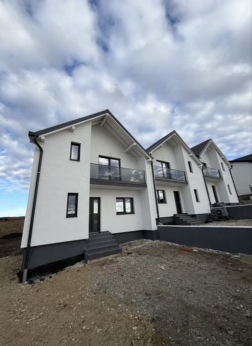 Casă tip triplex Șura Mare - 120 mp utili, teren 400 mp