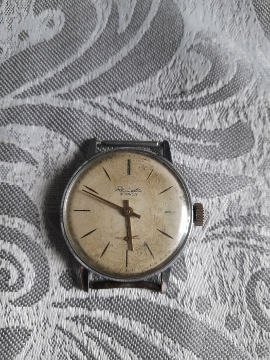 Ръчни часовници Rакета, Победа и Wostok