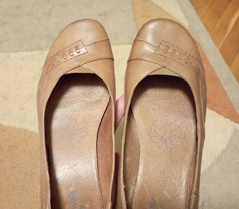 SoftWalk Shoes Women's 5.5 H - естествена кожа, ниско токче