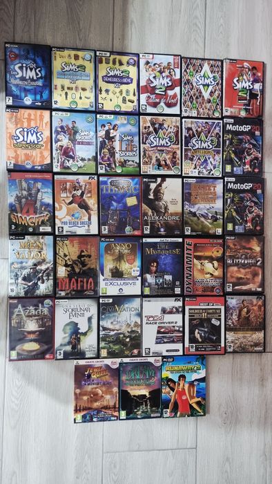 Mafia , Moto GP ,etc..jocuri  pe CD ,multe titluri  ,raritati  colorate