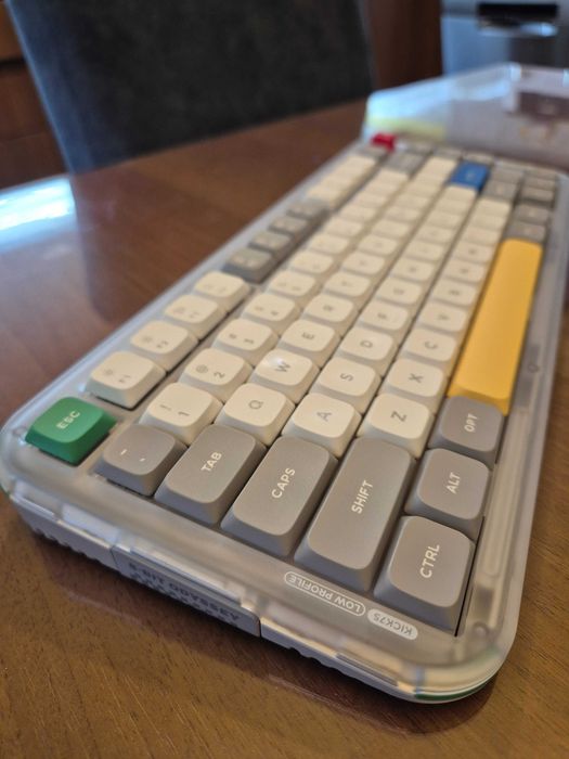 Tastatura Mecanica Wireless Nuphy Kick75 Hybrid-Profile  Silver Nano Switch
