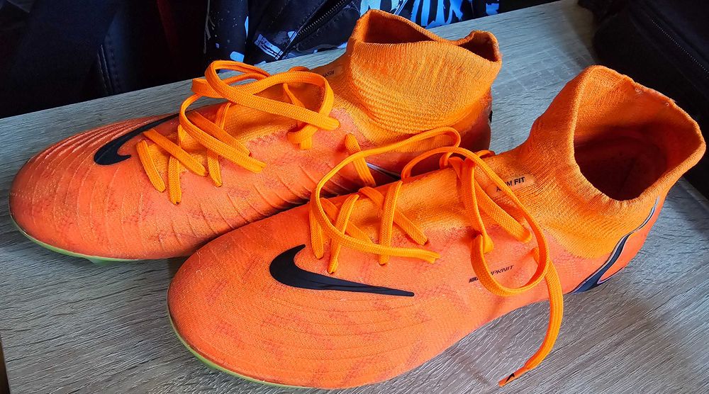 Бутонки Nike номер 39