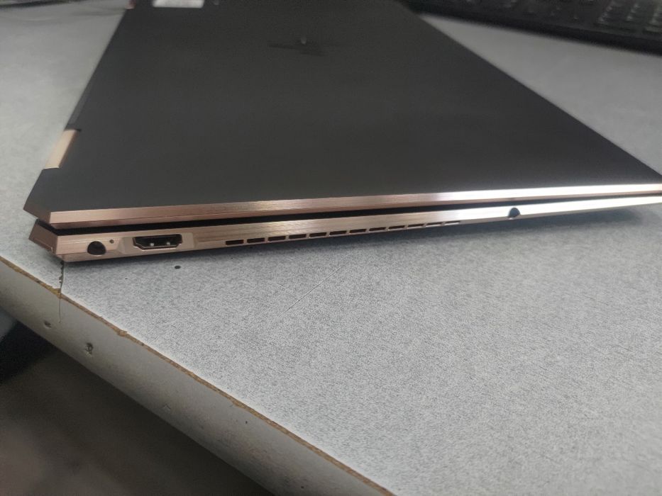HP Spectre x360 15