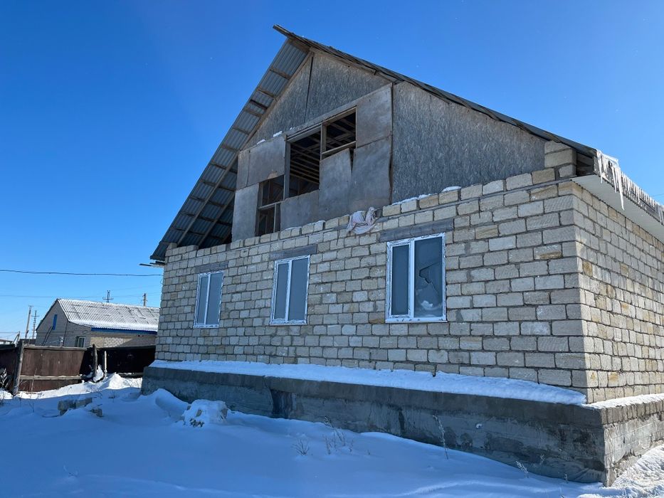 Продам дом в посёлке Маржанбулаке