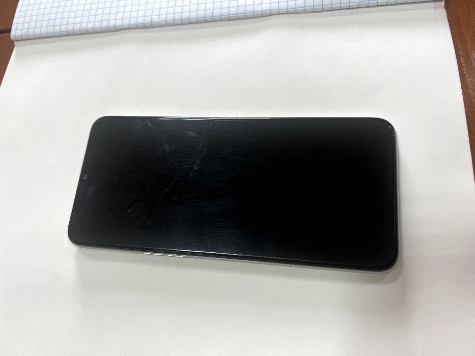 Realmi6 i smartfon