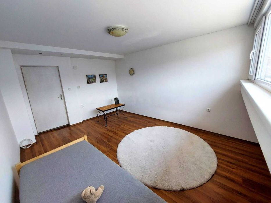 Продава се Тристаен апартамент в Плевен, Мара Денчева - 80 кв.м за 625 €/кв.м - Снимка #2