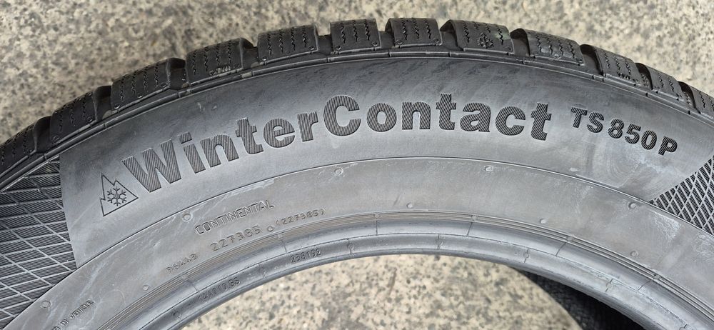 4 anvelope iarna ca si noi Continental 235/55/17.Pretul este pe bucata
