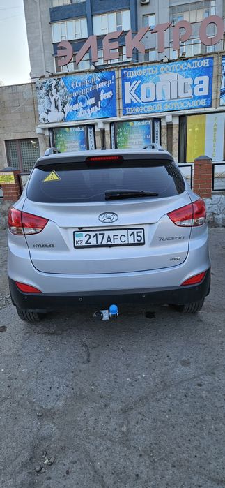 Продам Хундай Туксон 2011 года