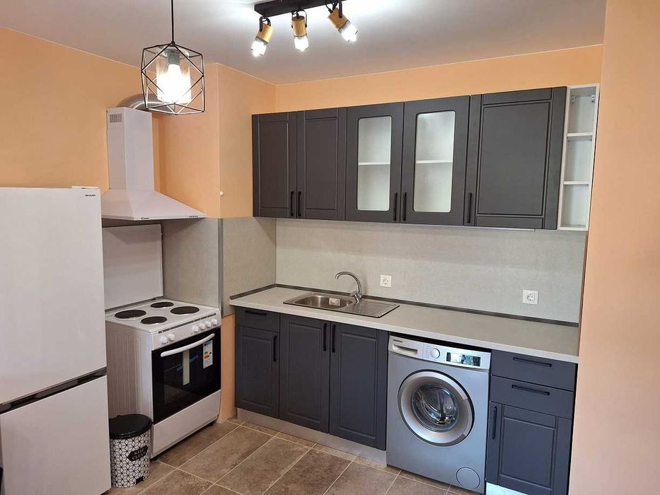 Дава се под наем Двустаен апартамент в София, Връбница 2 - 65 кв.м за 400 € - Снимка #1