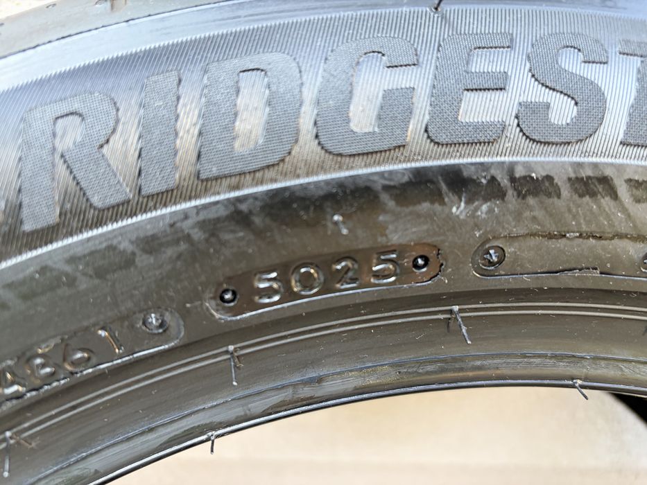 225/55/18 Bridgeston  Turanza , vara , folosite pană la vulcanizare (12km )
