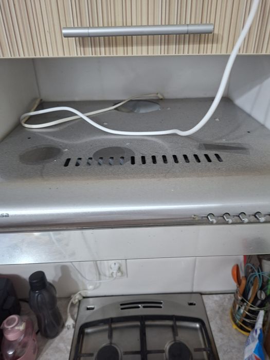 Вытяжку продам фирмы HANSA