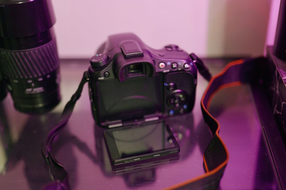 Sony A57 + 5 обектива + Manfrotto раница и аксесоари