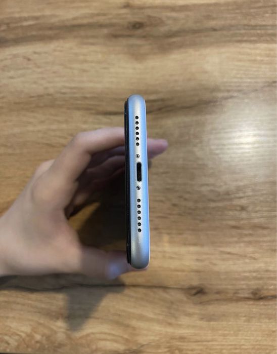 айфон 11 / IPhone 11 в хорошем состоянии