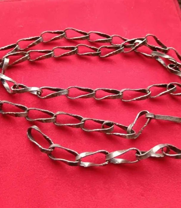 Deosebit  lant, colier  argint masiv