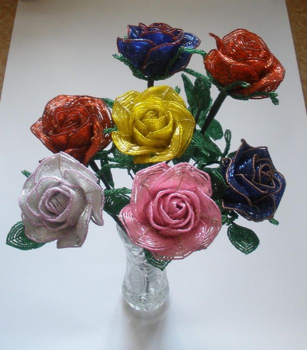 продам цветы из бисера