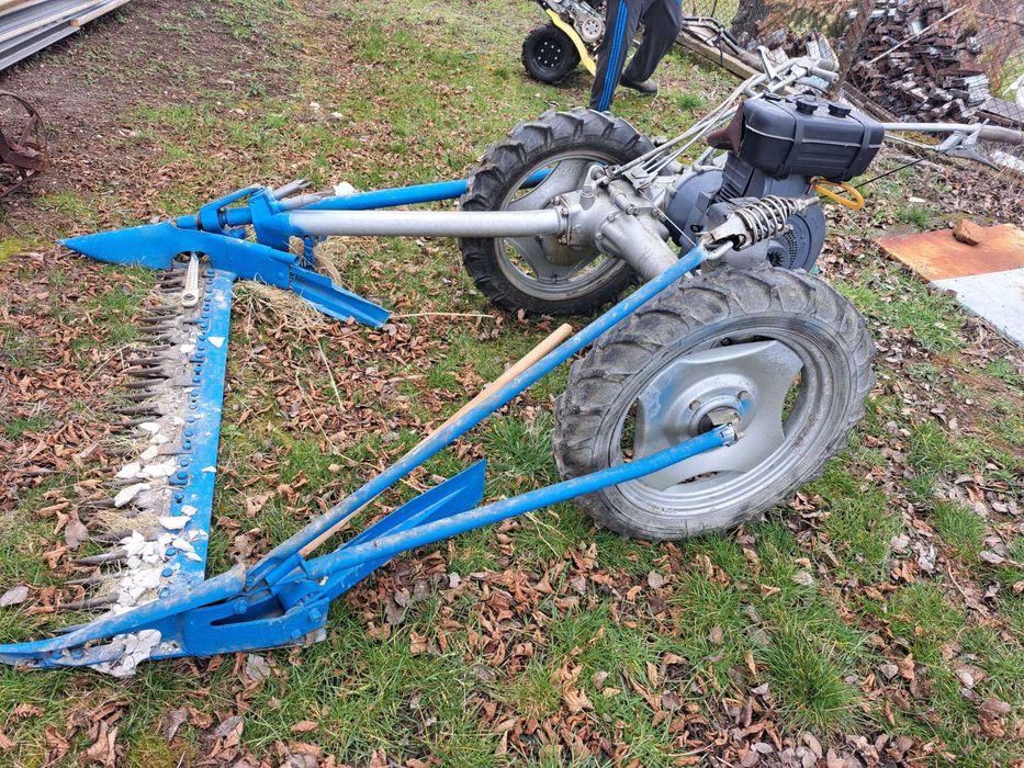 Моторна косачкааа