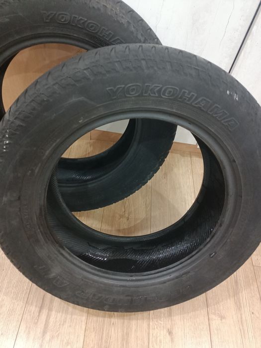 Продам шины 2штуки бу