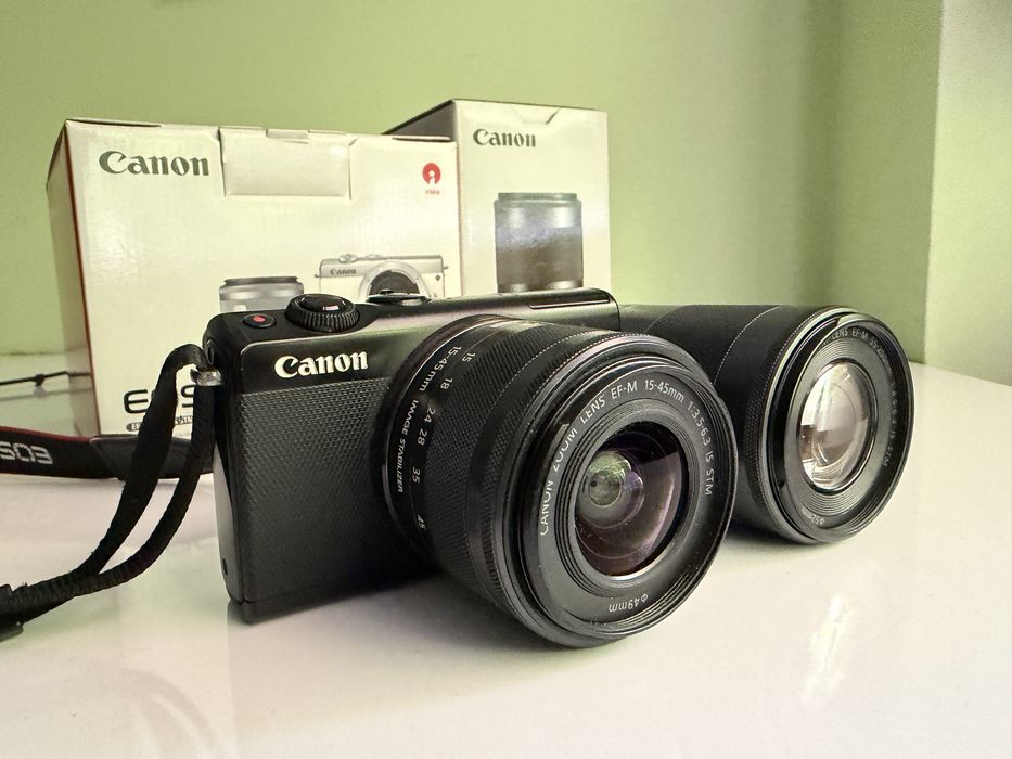 Canon EOS M100 + EF-M 15-45 mm + EF-M 55-200 mm