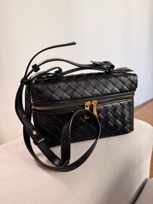 Черна дамска чанта