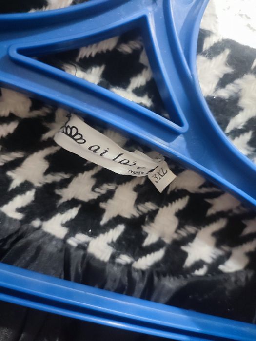 Продам пиджак-пальто новое