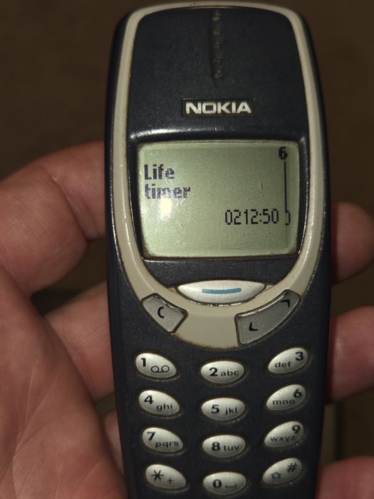 Nokia 3310 cu butoane
