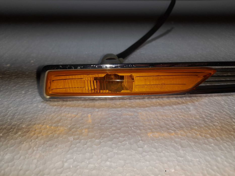 Semnalizare aripa  dr.fața FORD MONDEO mk4 an 2009