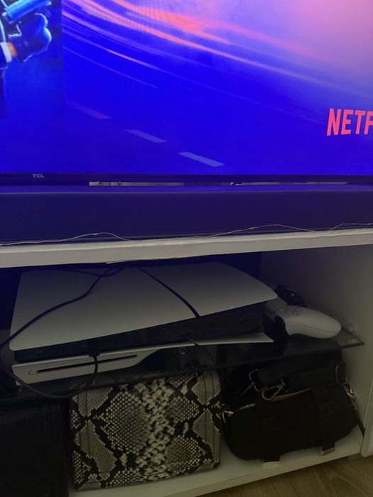 Vand PS5 Slim 1TB cu disc