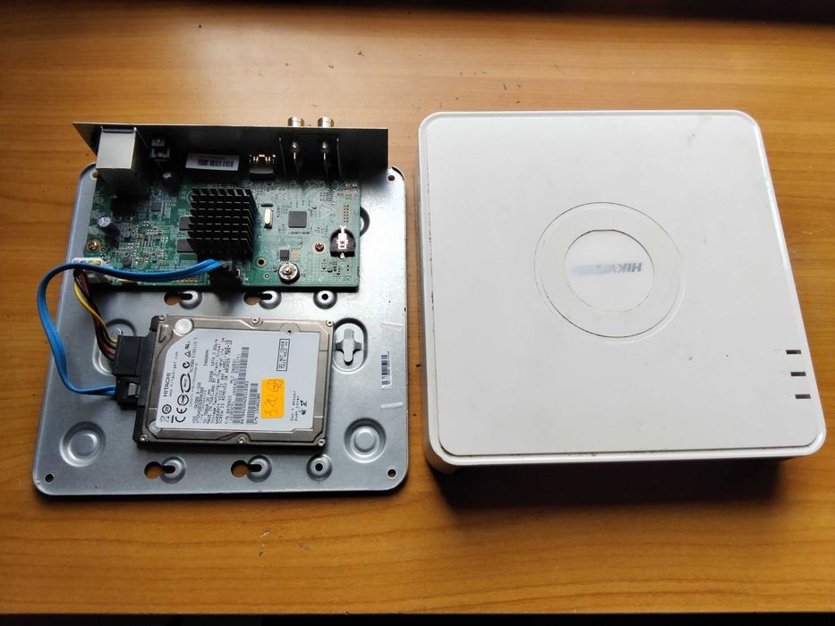 оригинален HD video recorder за 4бр. HD камери с забравена парола