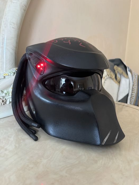 Moto shlem Predator Xishnik