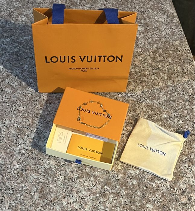 LOUIS VUITTON unisex gold bracelet