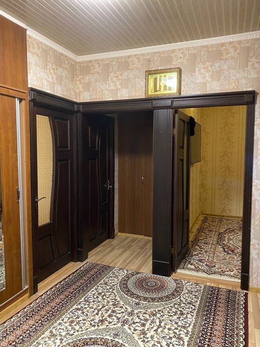 Чирчик 9 мик/р 3 ком квартира срочно продаётся