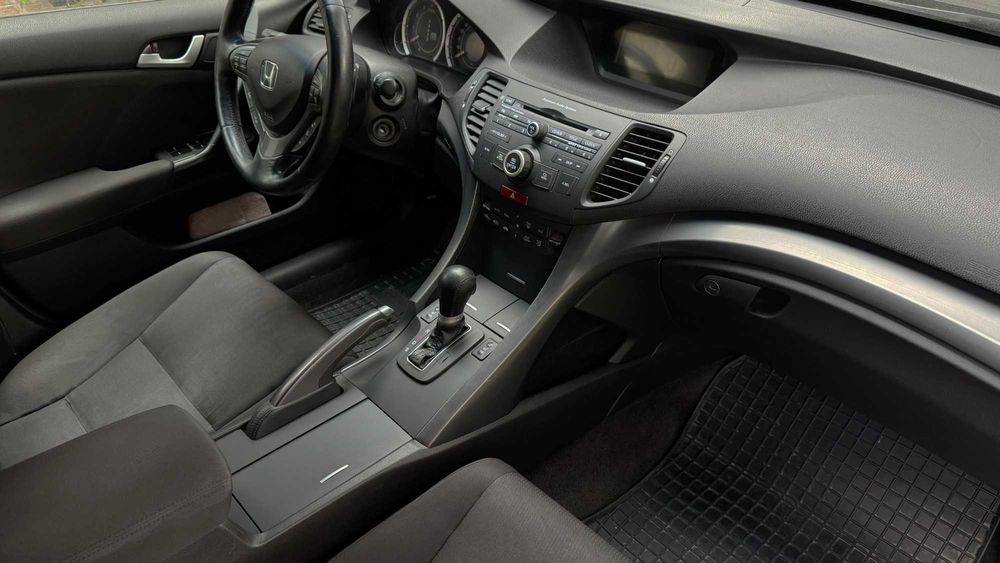 2012 Honda Accord Tourer 2. 2 i-DTEC | FACELIFT Lifestyle | Автоматик |
