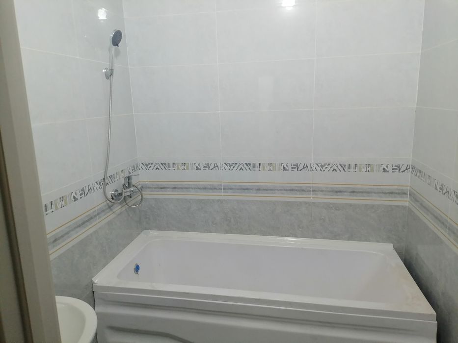 NURHAYOT TURAR JOY MAJMUASU. 67 m² yangi pod kluch sotiladi